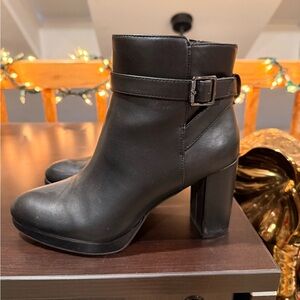 Kelly & Katie Black Heeled Boots
